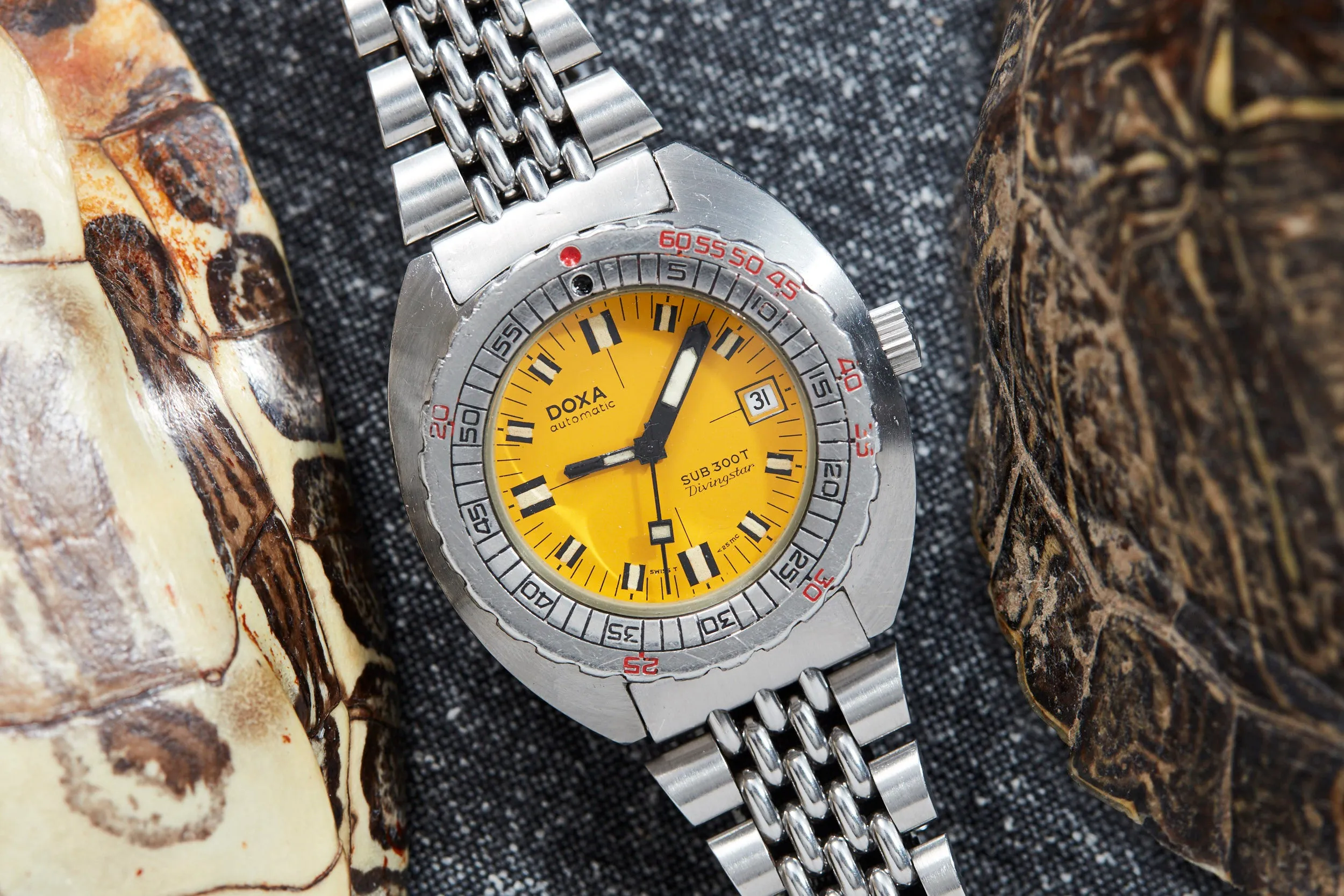 DOXA Sub300T Divingstar