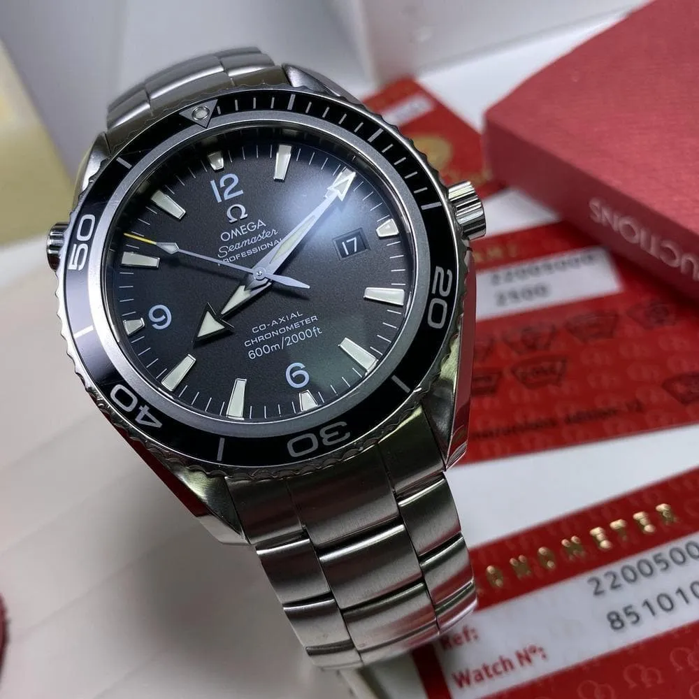 Omega Seamaster Planet Ocean 22005000 2500XL (2011)