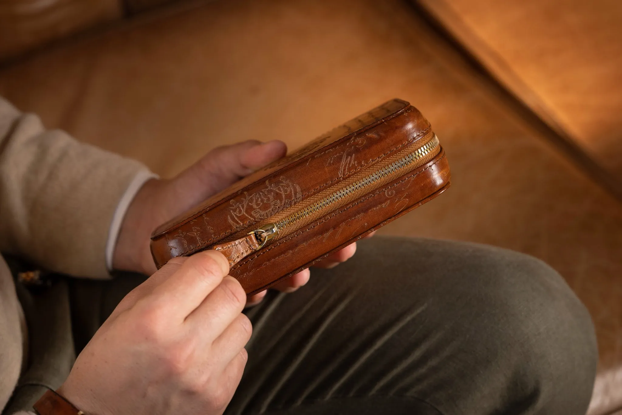 Zipper Watch Case - Parchment Patina Honey Brown